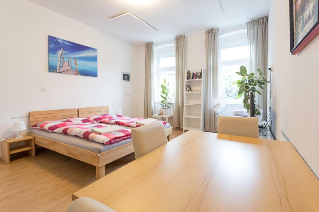Vienna Smile Apartment Schoenbrunn Екстер'єр фото