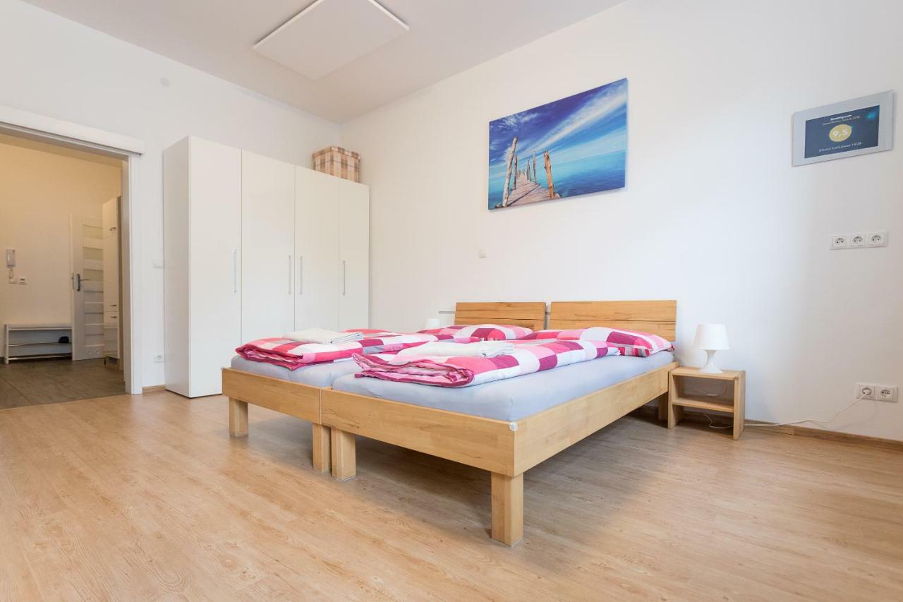 Vienna Smile Apartment Schoenbrunn Екстер'єр фото