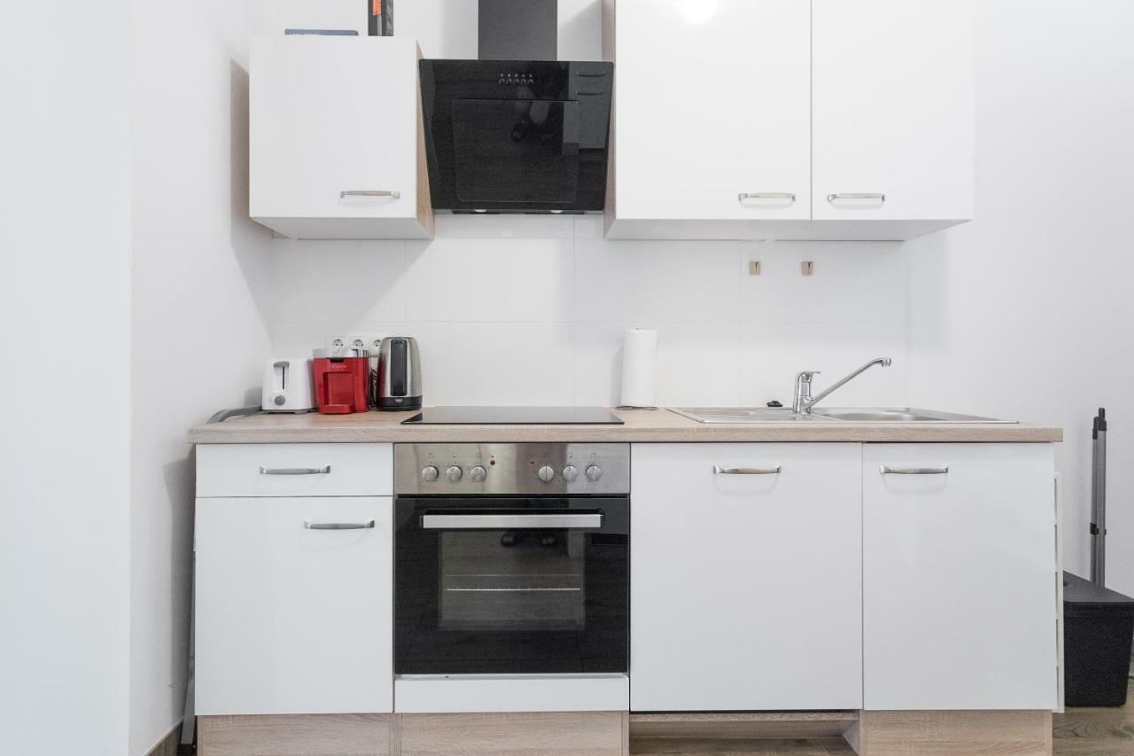 Vienna Smile Apartment Schoenbrunn Екстер'єр фото