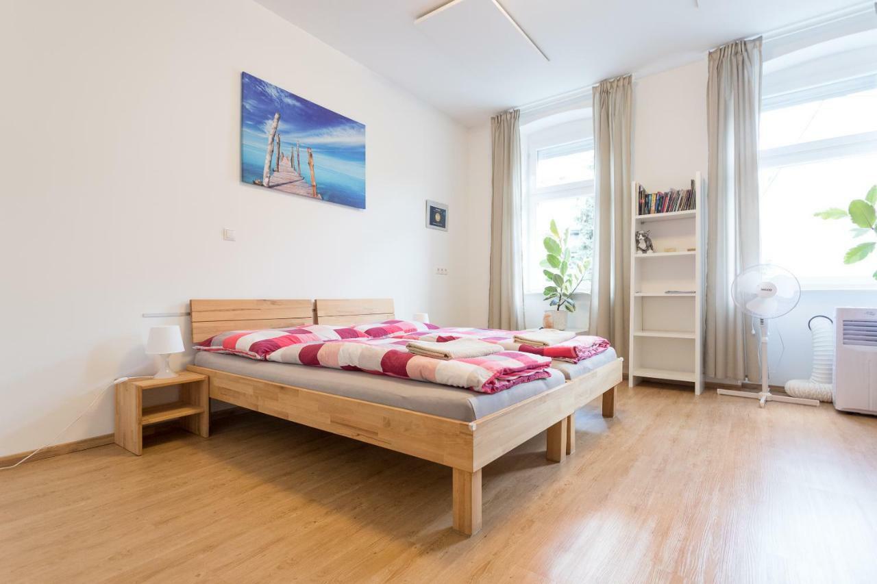 Vienna Smile Apartment Schoenbrunn Екстер'єр фото